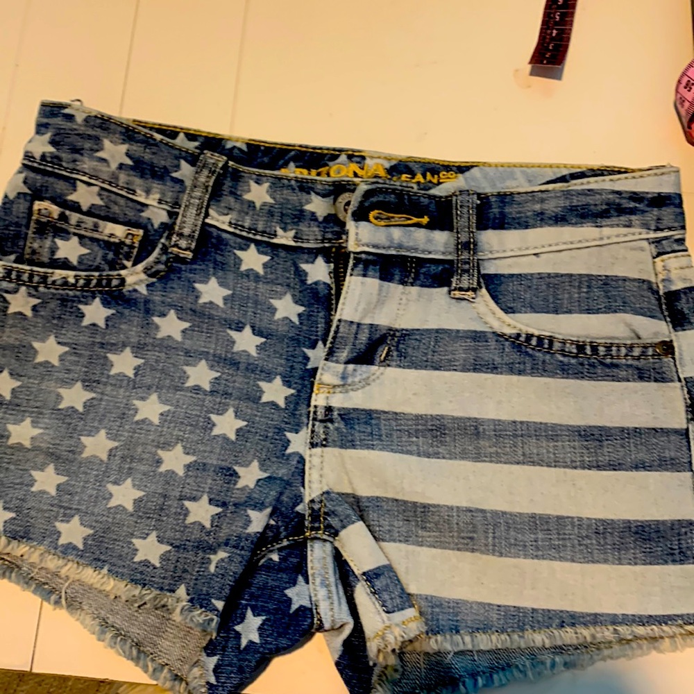 Arizona jean shorts size 0 NWOT